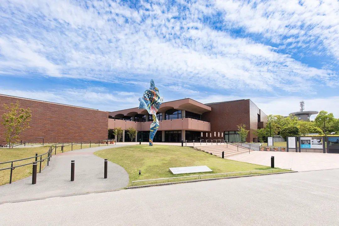 福岡市美術館