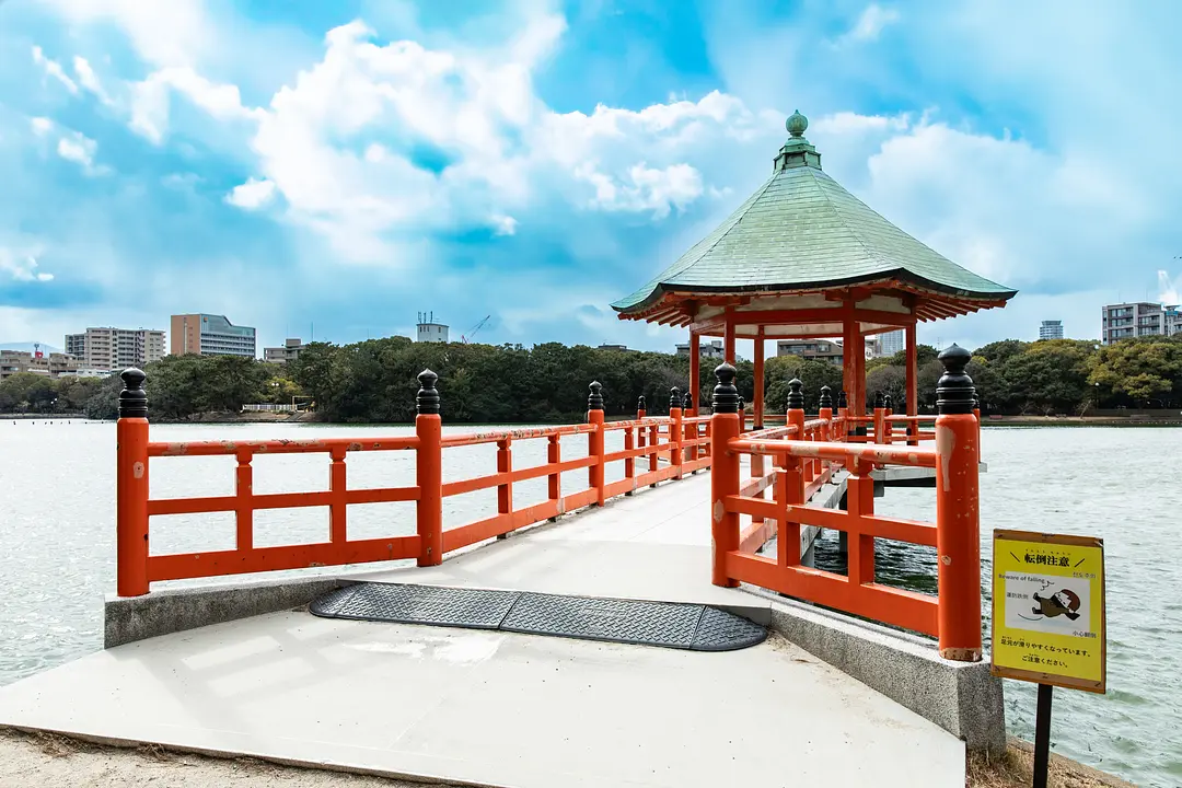 大濠公園から始める、アートと緑に癒される休日福岡散策